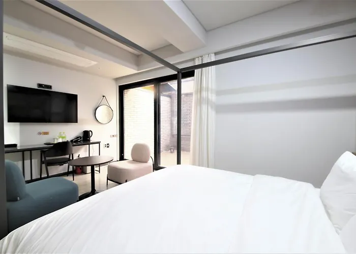 Seomyeon Hound Hotel 1St Street